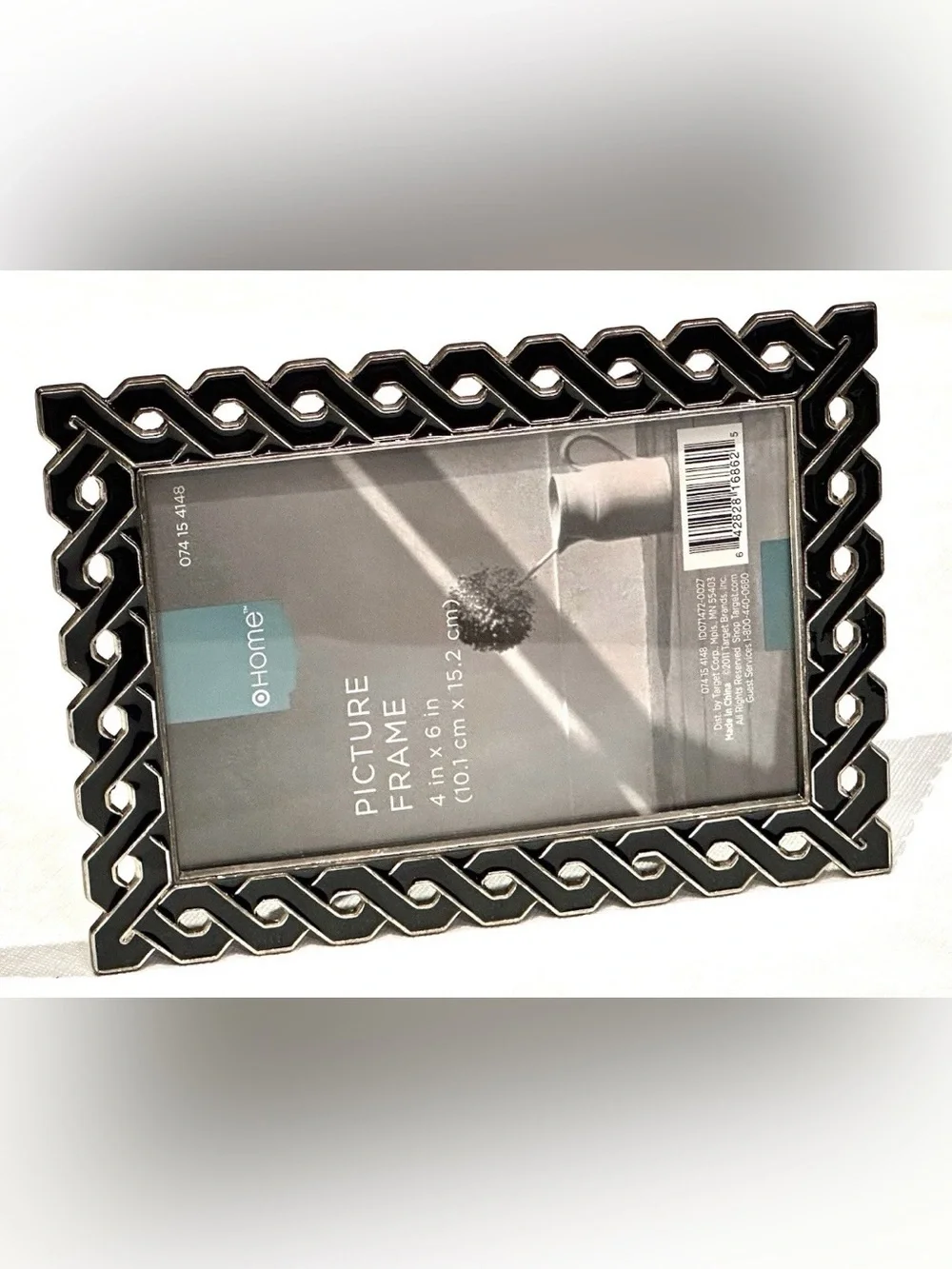 NEW SILVER & BLACK ENAMEL CHAIN LINK PICTURE FRAME FOR 4 X 6 PHOTOS